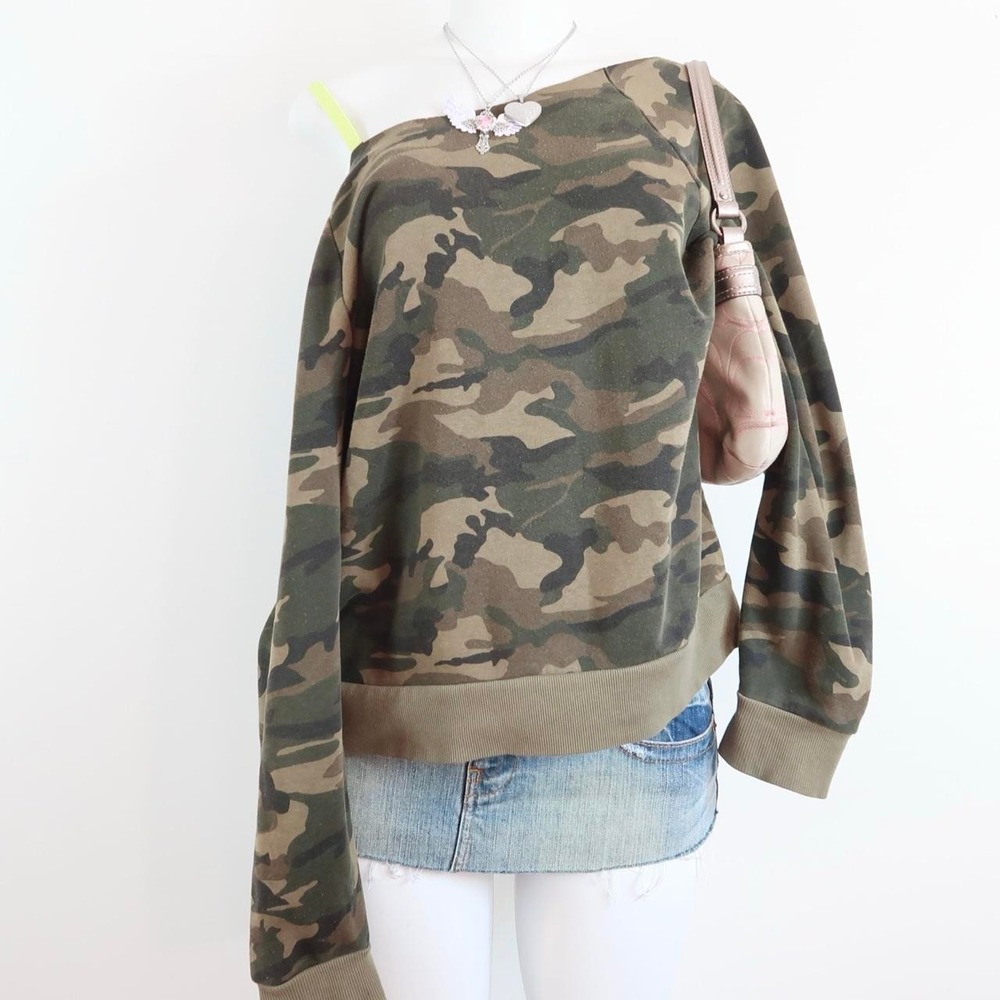 camo crewneck sweatshirt | y2k 2000s grunge
